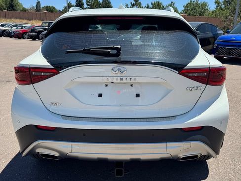 Used 2019 INFINITI QX30 AWD w/ Proassist Package image 5