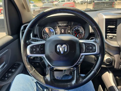 Used 2020 RAM 1500 Big Horn AWD/4WD image 19