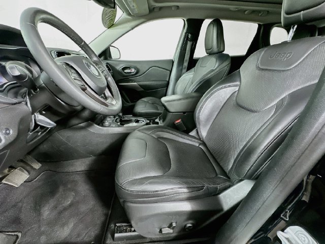 Used 2021 Jeep Cherokee Limited AWD/4WD image 18