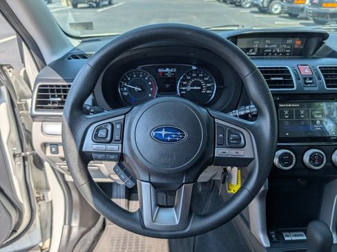 Used 2018 Subaru Forester 2.5i Premium AWD/4WD image 23