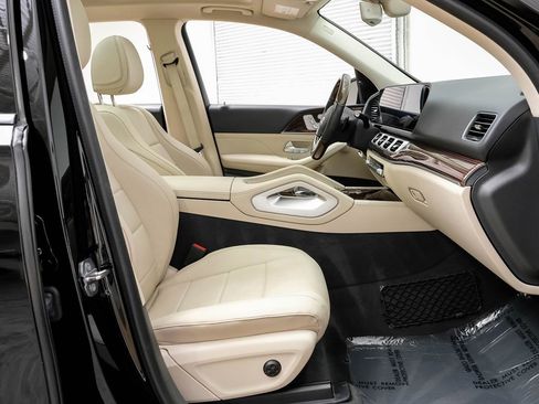 Used 2020 Mercedes-Benz GLE 350 w/ AMG Line Exterior image 28