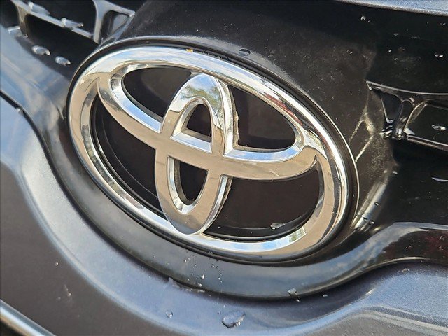 Used 2014 Toyota Corolla S FWD image 30