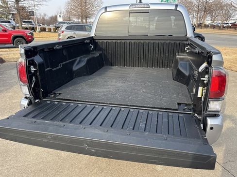 Used 2023 Toyota Tacoma Limited image 6
