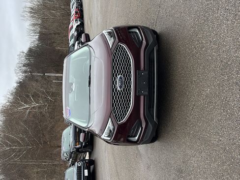 Used 2024 Ford Edge SEL image 2