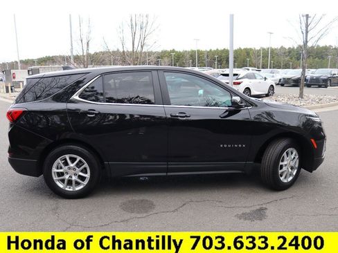 Used 2022 Chevrolet Equinox LT w/ LPO, Floor Liner Package image 8