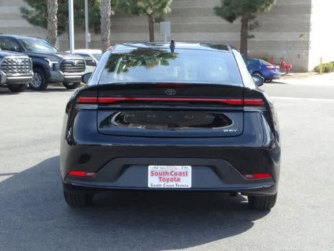 Used 2026 Toyota Prius LE image 14