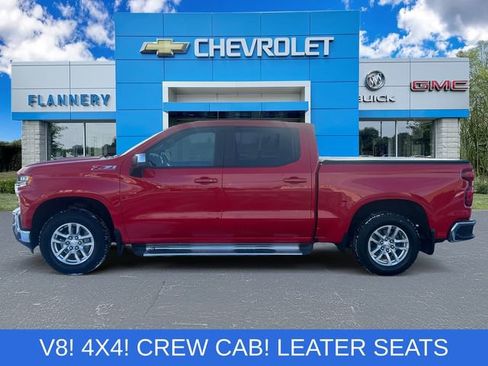 Used 2021 Chevrolet Silverado 1500 LT image 2
