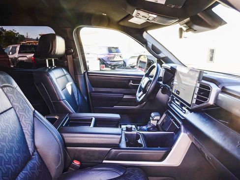 Used 2025 Toyota Tundra SR5 image 20