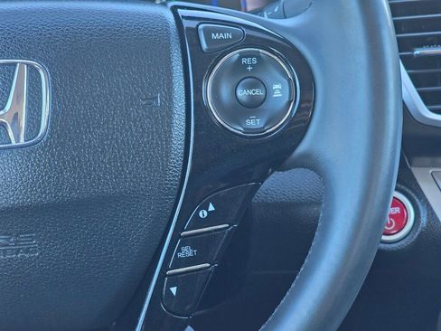 Used 2015 Honda Accord Touring image 20
