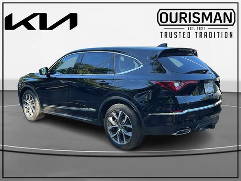 Used 2024 Acura MDX SH-AWD w/ Technology Package image 3
