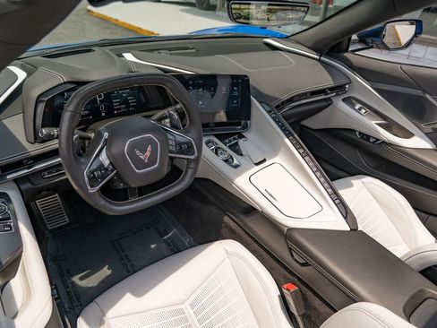 Used 2024 Chevrolet Corvette Stingray Preferred Cpe w/ Z51 Performance Package RWD image 18