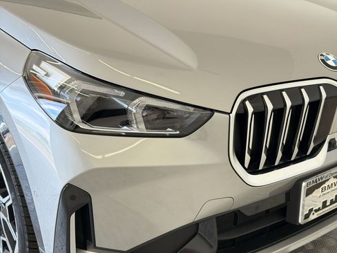 Certified 2025 BMW X1 xDrive28i w/ Premium Package AWD/4WD image 11