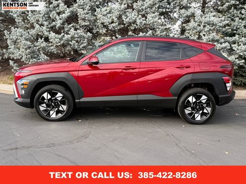 Used 2025 Hyundai Kona SEL image 4
