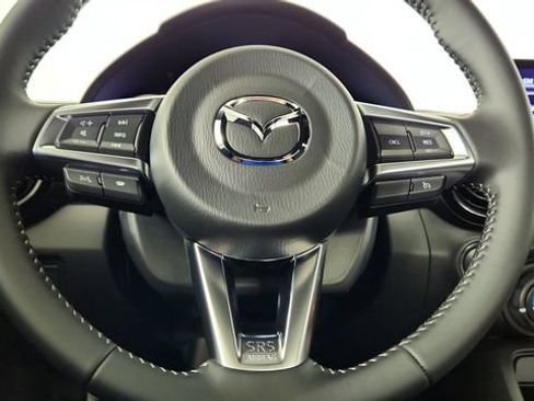 New 2026 MAZDA MX-5 Miata Club w/ Interior Package RWD image 22