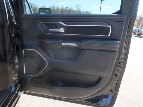 Used 2024 RAM 1500 Laramie image 14