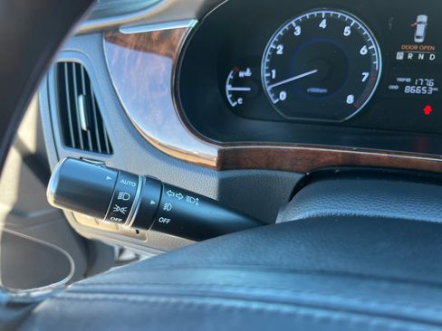 Used 2013 Hyundai Equus Ultimate image 12