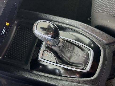 Used 2020 Nissan Rogue Sport S w/ Appearance Package FWD image 20
