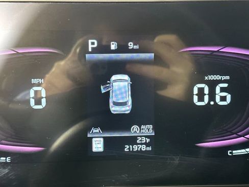 Used 2023 Kia Sportage EX image 18