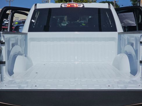 New 2026 RAM 1500 Tradesman AWD/4WD image 12