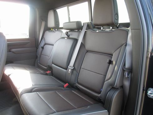 Used 2025 GMC Sierra 2500 Denali w/ Denali Reserve Package image 22