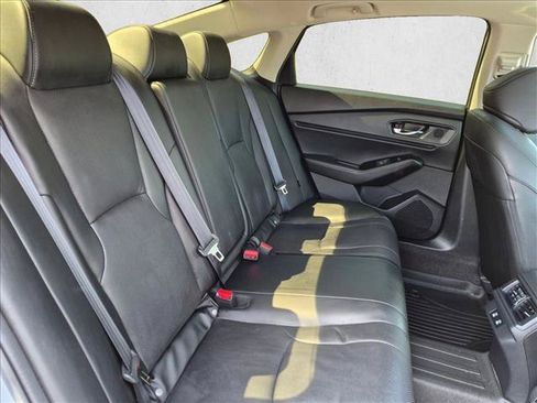 Used 2023 Honda Accord Touring image 19