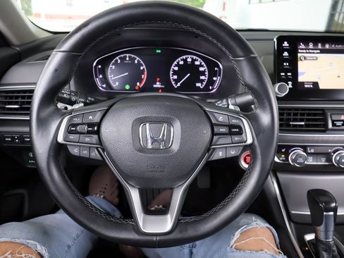 Used 2018 Honda Accord Touring image 52