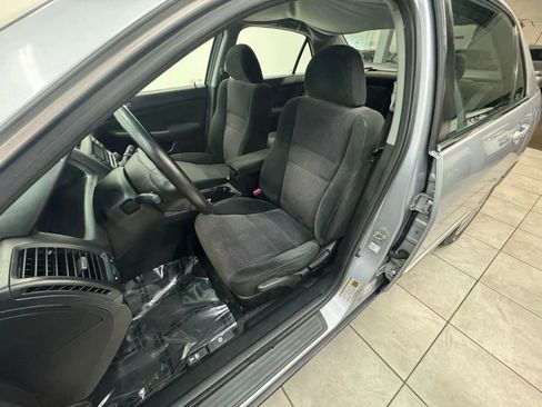 Used 2004 Honda Accord LX image 14