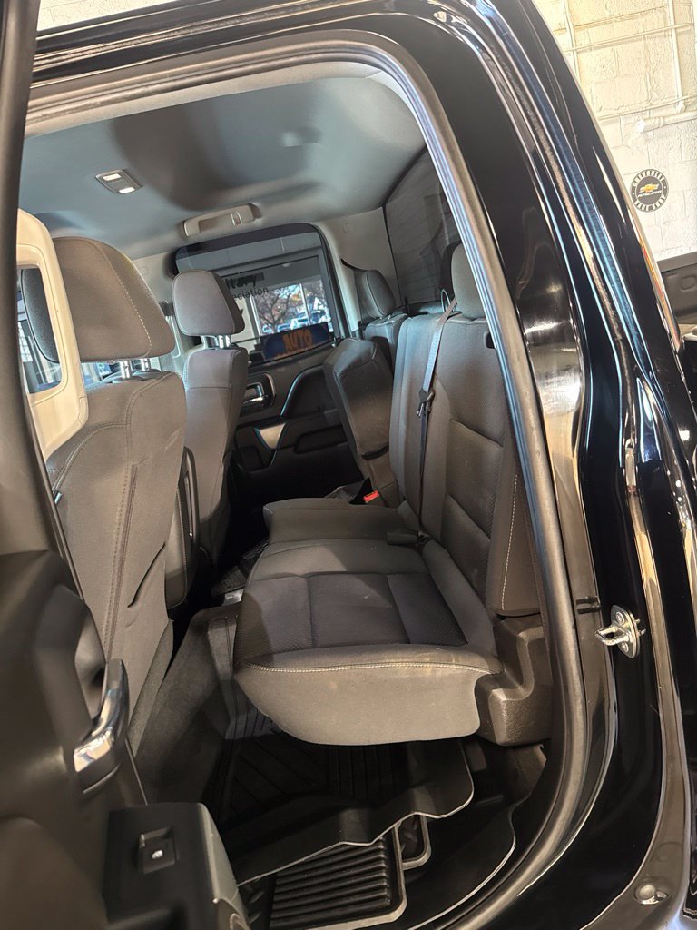 Used 2019 Chevrolet Silverado 1500 LT w/ All Star Edition AWD/4WD image 6