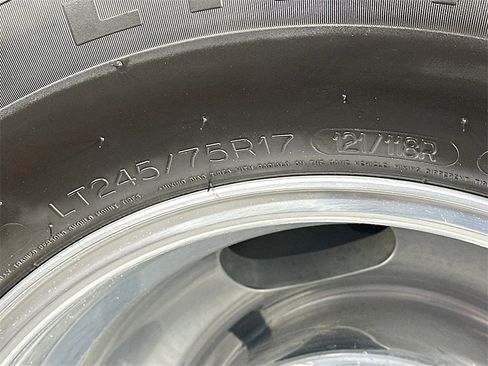 Used 2024 Ford F350 Platinum image 34