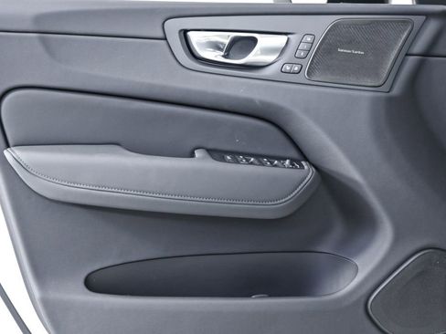 New 2026 Volvo XC60 B5 Ultra w/ Protection Package Premier AWD/4WD image 6