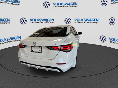 Used 2022 Nissan Sentra SV FWD image 14