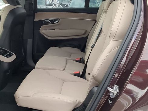 New 2026 Volvo XC90 B6 Plus w/ Protection Package Premier image 18