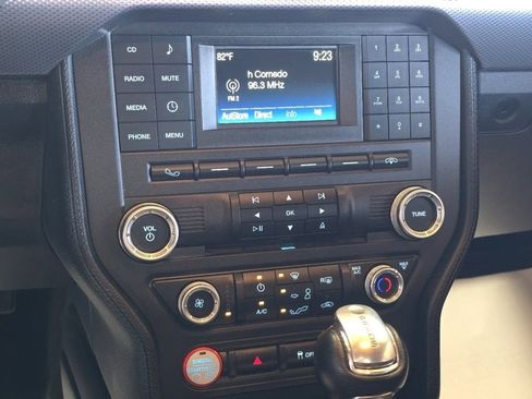 Used 2017 Ford Mustang Coupe image 21