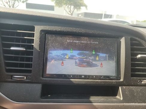 Used 2017 Hyundai Elantra SE FWD image 11
