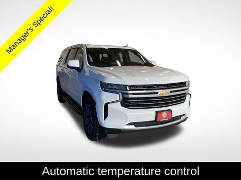 Used 2021 Chevrolet Suburban LT w/ LT Signature Package image 17