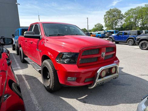 Used 2010 Dodge Ram 1500 Truck Sport AWD/4WD image 4