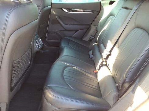 Used 2023 Maserati Levante Modena AWD/4WD image 8