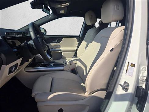 Certified 2025 Mercedes-Benz GLA 250 image 15