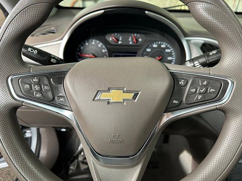 Used 2024 Chevrolet Malibu LT image 23