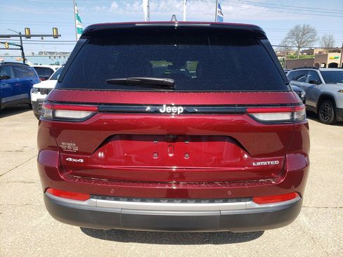 New 2026 Jeep Grand Cherokee Limited AWD/4WD image 4