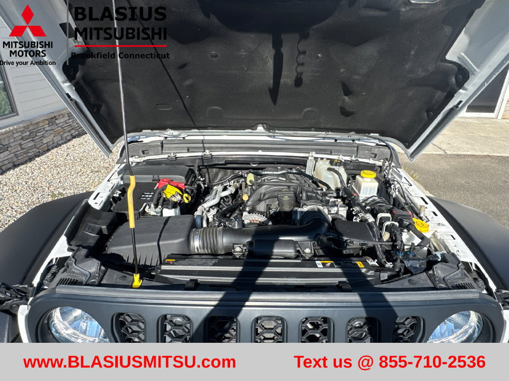 Used 2023 Jeep Gladiator Rubicon w/ Cold Weather Group AWD/4WD image 49