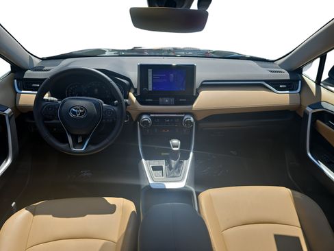 Used 2025 Toyota RAV4 XLE Premium w/ Weather Package FWD image 9