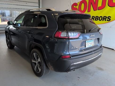 Used 2020 Jeep Cherokee Limited AWD/4WD image 3