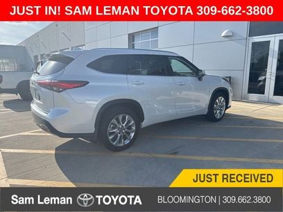 Used 2022 Toyota Highlander Limited