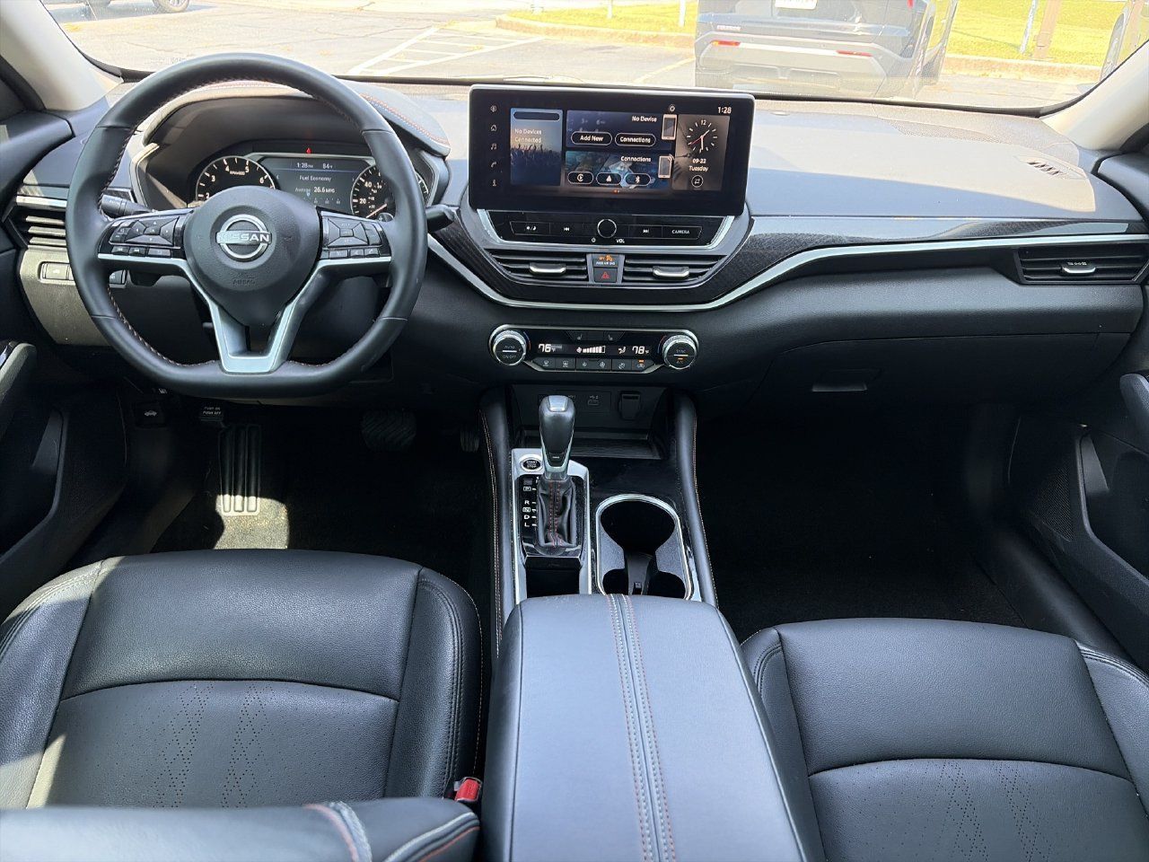 Certified 2025 Nissan Altima 2.5 SR w/ SR Premium Package FWD image 2