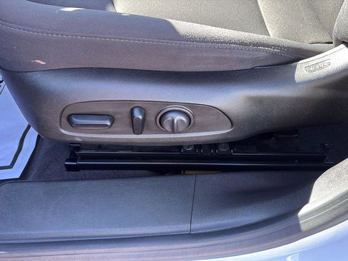 Used 2023 Chevrolet Malibu LT image 11