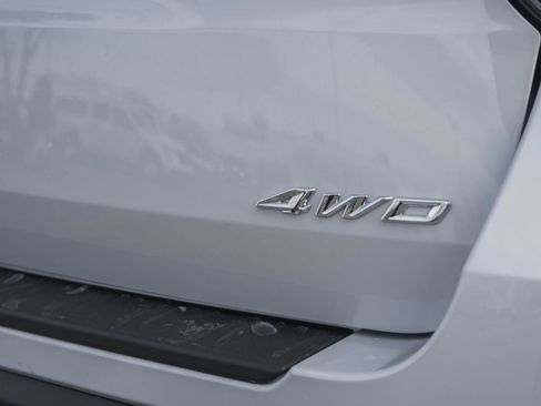 New 2026 Ford Explorer Platinum w/ LUX Leather Package image 8