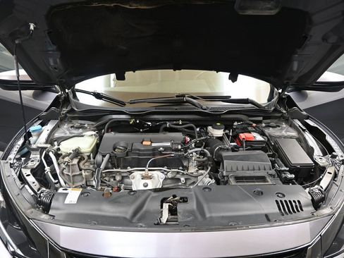 Used 2019 Honda Civic Sport image 9