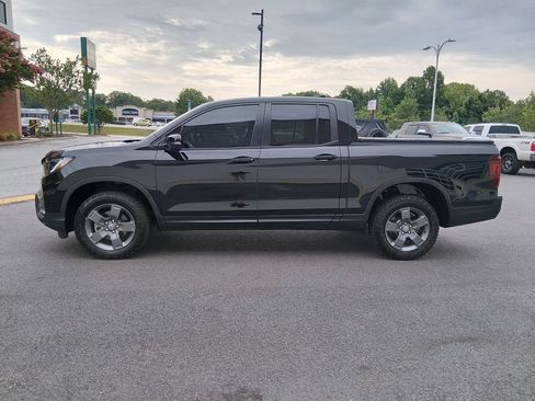 Used 2025 Honda Ridgeline TrailSport image 7