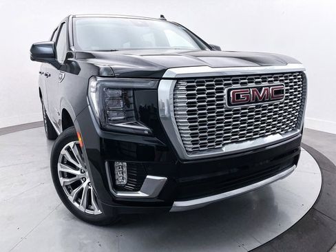 Used 2023 GMC Yukon Denali image 16